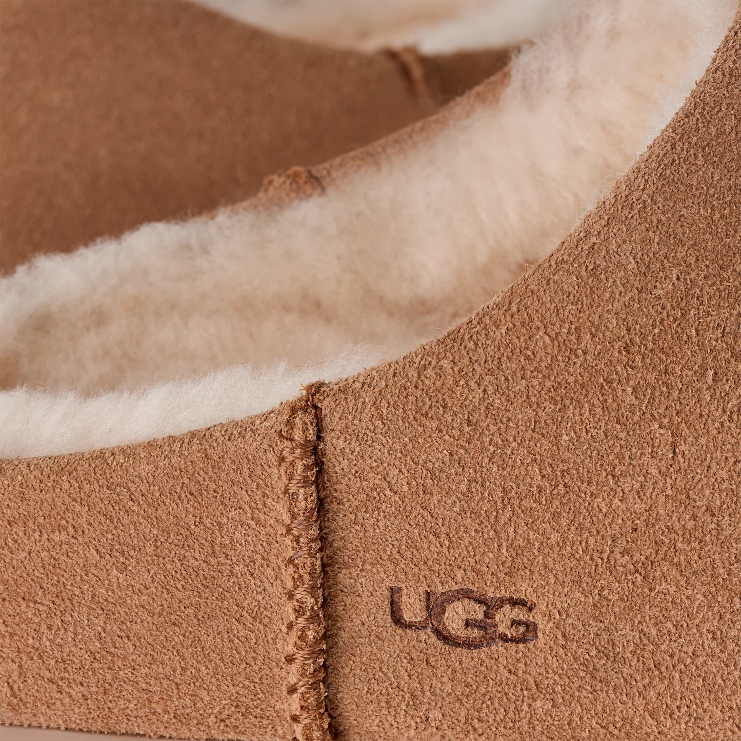 Chausson slip-on UGG Elea Châtaigne